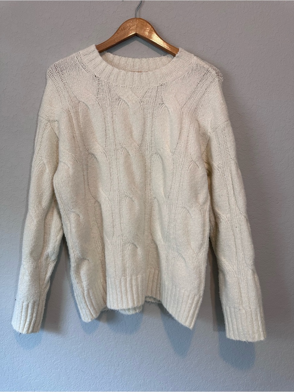American Eagle Cozy Cream Cable Knit Women's Sweater